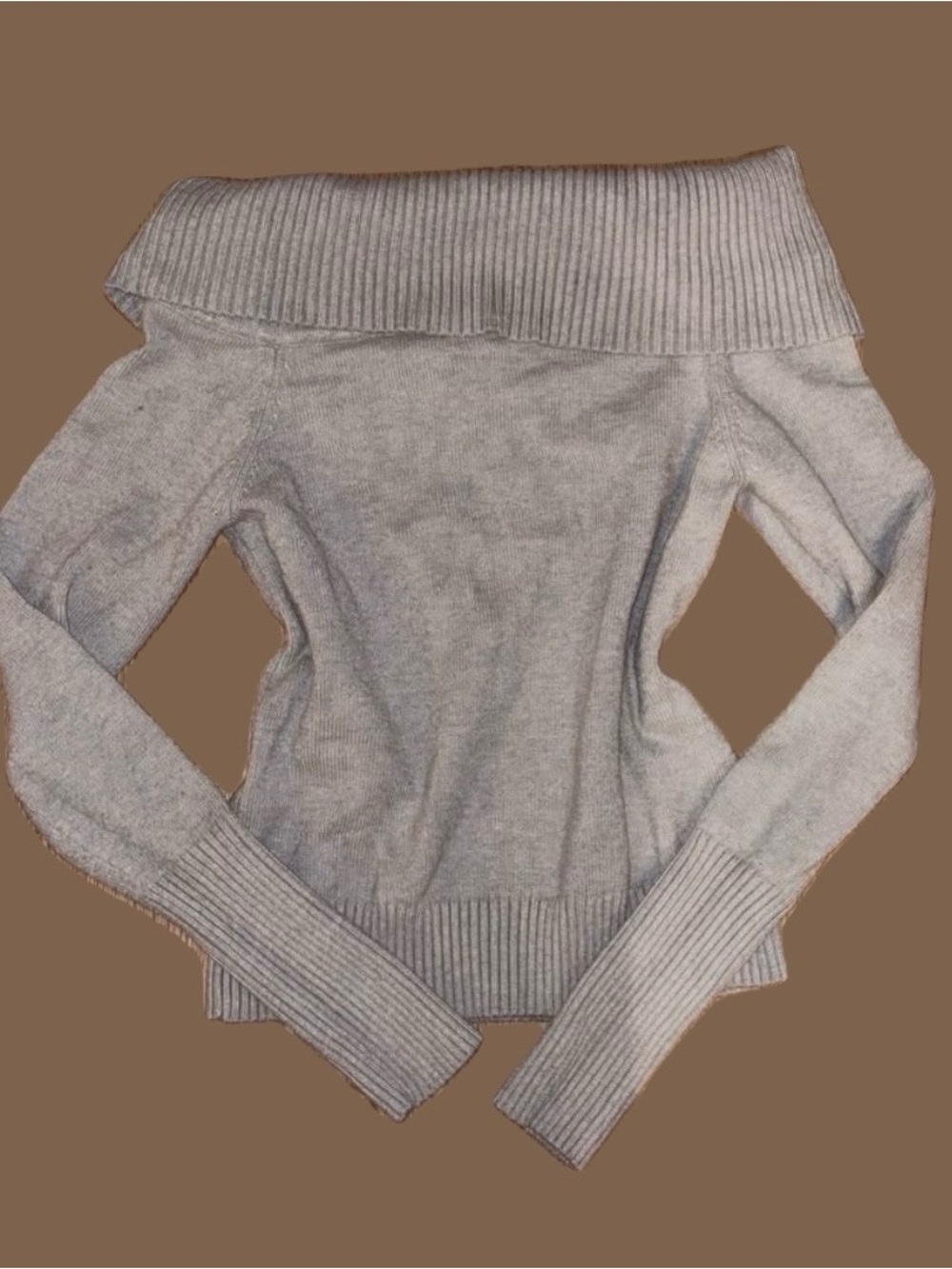 Cozy Off-Shoulder Ribbed Sweater - Light Gray